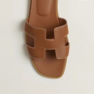 Brand New Hermes Oran Sandals
